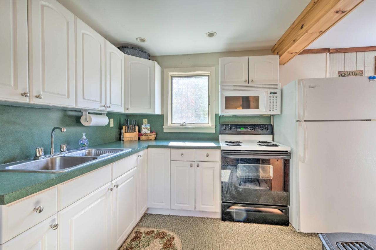 Lake Pleasant Cabin On 3 Acres With Kayaks And Beach! المظهر الخارجي الصورة