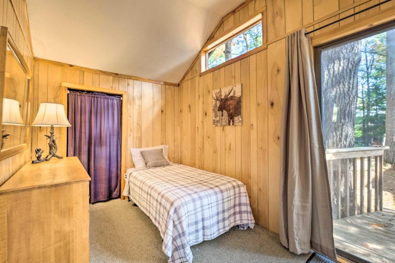 Lake Pleasant Cabin On 3 Acres With Kayaks And Beach! المظهر الخارجي الصورة